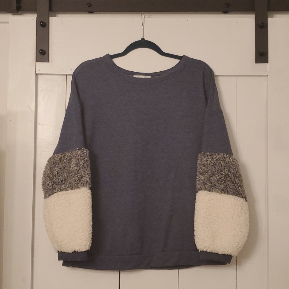 Moa Moa Sweatshirt
